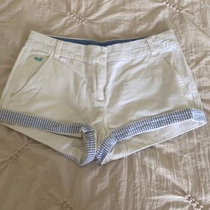 Preppy Southern Marsh white shorts with sear sucker detail